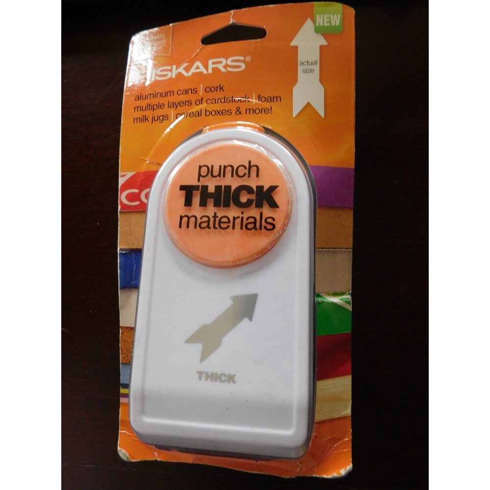 Fiskars 109200-1001 1 3/4" Arrow Thick Material Tag Punch